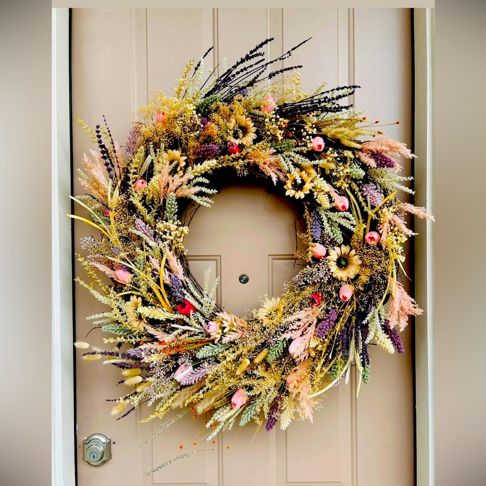 BEAUTIFUL HAND MADE WREATHS